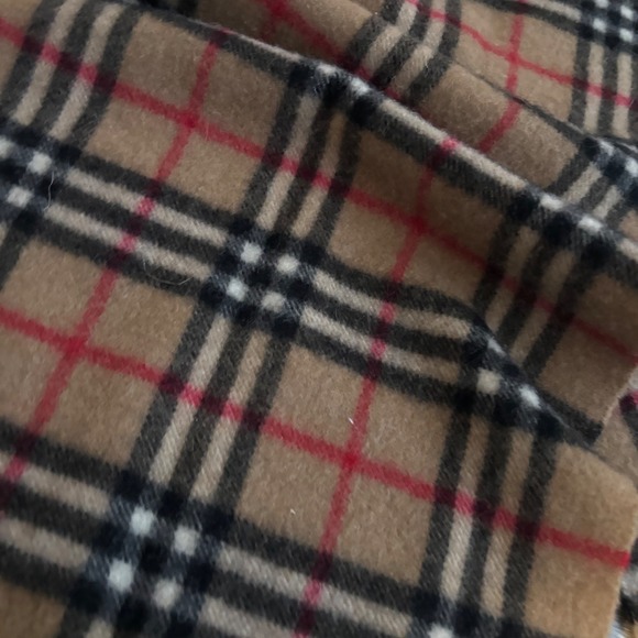 Burberry London 100 Cashmere Scarf Nova Check Plaid Fringe Made England - Picture 4 of 4